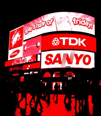 Piccadilly Circus London.jpg - Piccadilly Circus Photo at Night, Romantic Photos Of Piccadilly Circus London, Piccadilly Circus Pop Art Images, Piccadilly Circus Images,